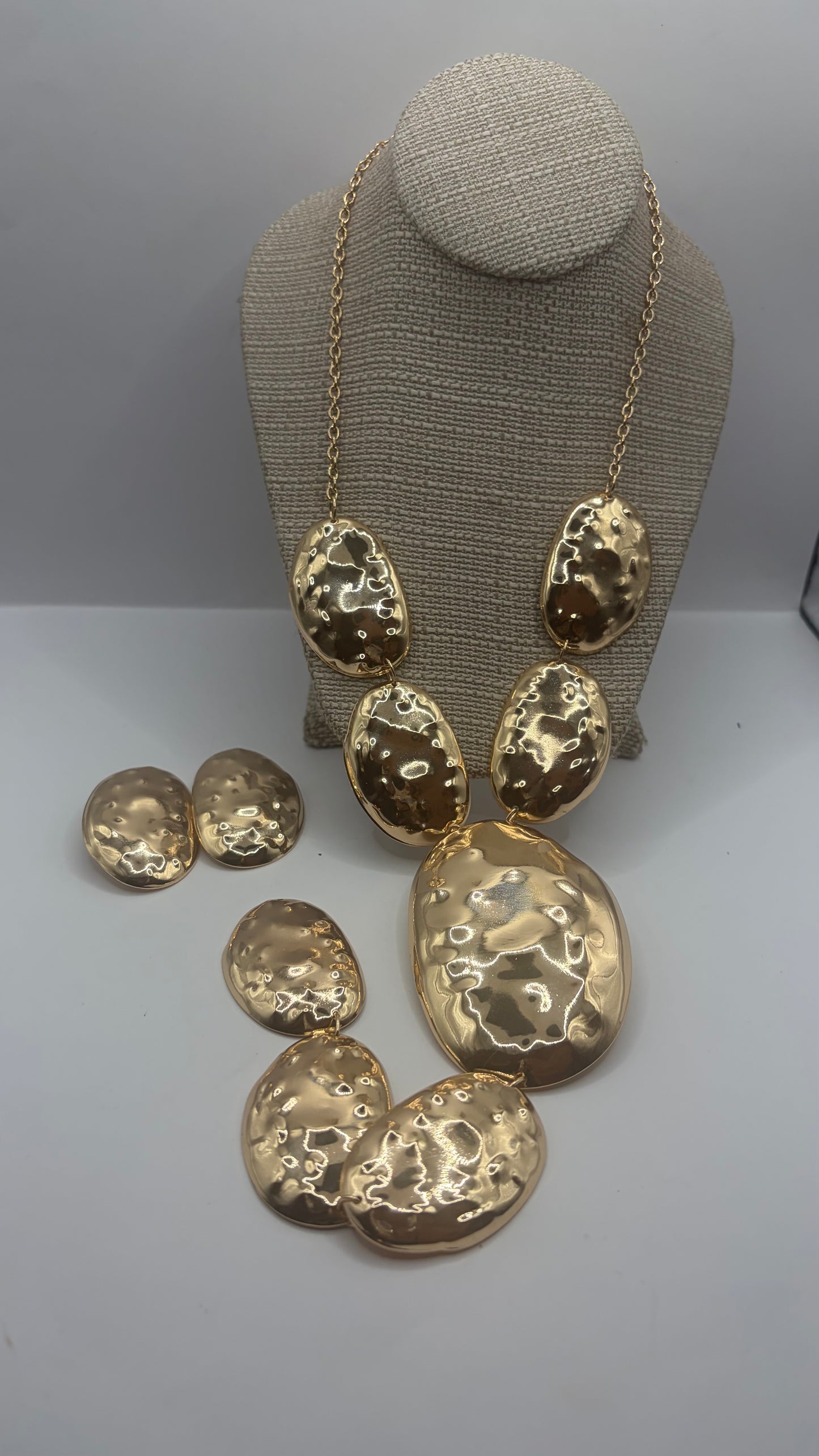 LaSheri #90  Gold